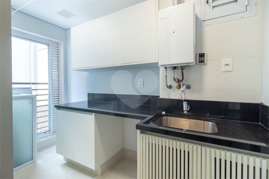 Apartamento à venda com 3 suítes em Brooklin, São Paulo, SP