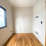 Casa à venda com 3 quartos, sendo 1 suíte, em Jardim do Lago, Atibaia, SP