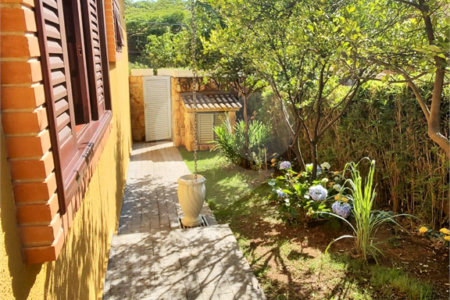 Casa à venda com 5 suítes no condomínio Estância Marambaia, Vinhedo - SP