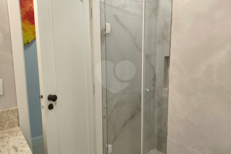 Belíssimo apartamento de 168,62m² no Belenzinho todo reformado com 3 dorm e 2 vagas .Aceita Permuta