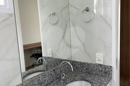 Apartamento com 33m2 - cozinha - 1 quarto - home office - varanda - em Higienópolis.
