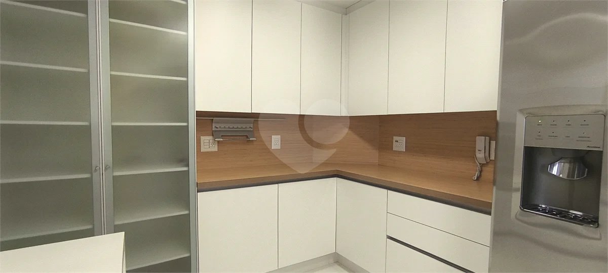 Apartamento à venda no Jardim América 2 Suítes e 3 vagas - 157 m²