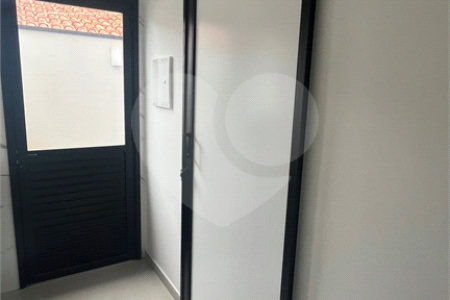 Casa à venda com 3 suítes no condomínio Village Itaguaçu, Atibaia - SP