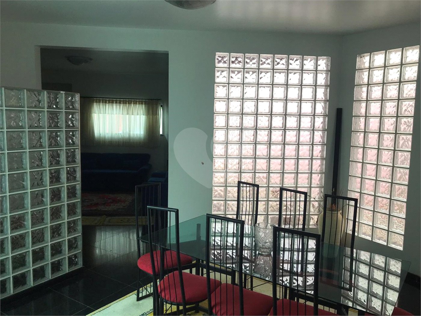 Casa à venda com 2 quartos, sendo 3 suítes, em Vila Oliveira, Mogi das Cruzes, SP