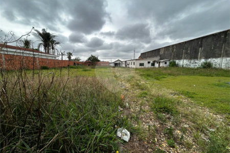 Terreno à venda com 1 quarto em Vila Aurora, Itapetininga, SP