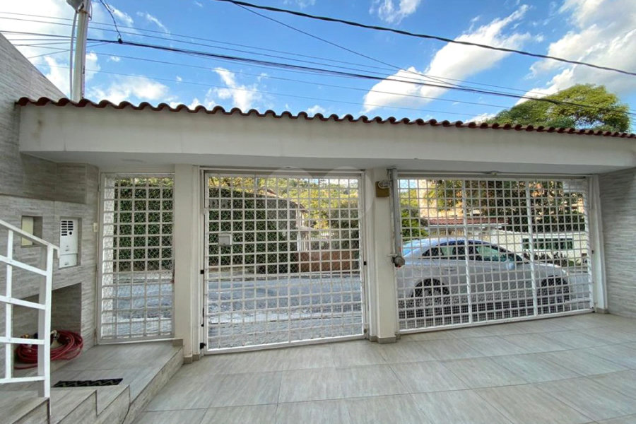 Sobrado à venda com 3 quartos, sendo 1 suíte, em Horto Florestal, São Paulo, SP