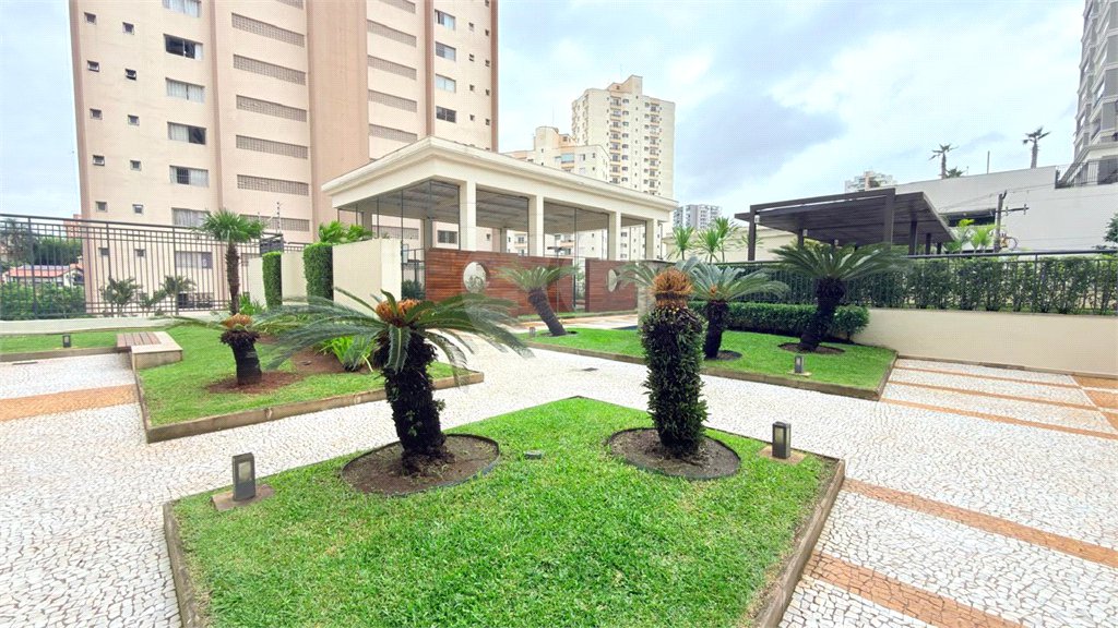 Apartamento à venda com 3 suítes em Santa Teresinha, São Paulo, SP