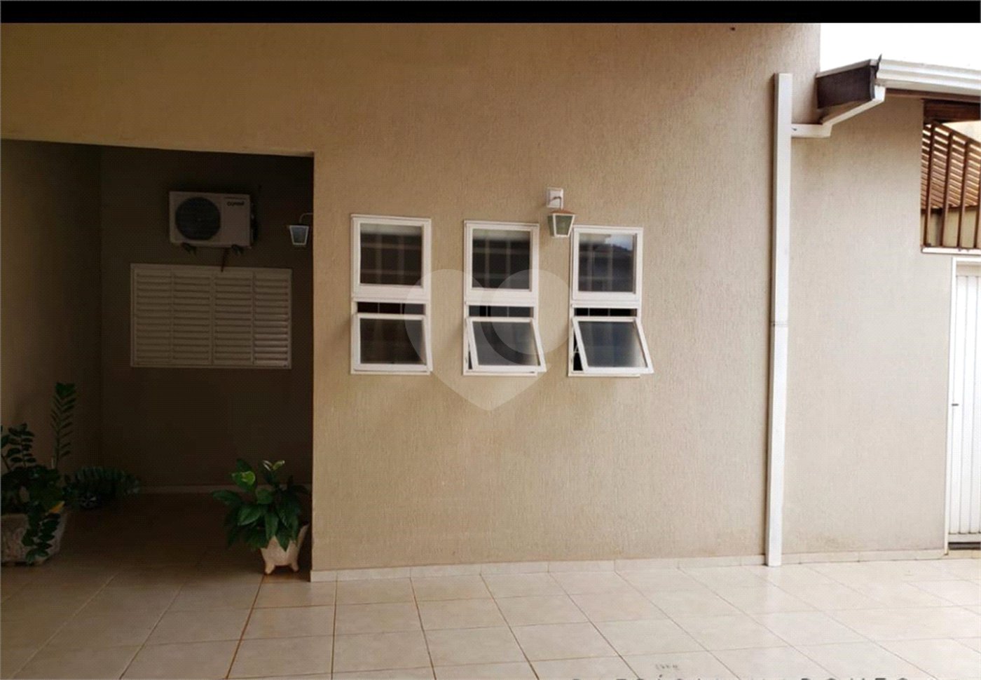 Casa à venda com 3 quartos, sendo 1 suíte, em Jardim Ouro Branco, Ribeirão Preto, SP