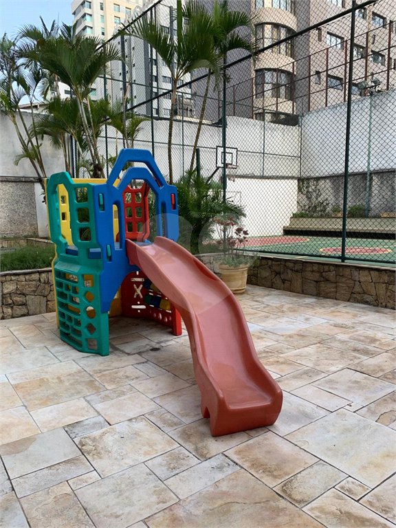 Apartamento à venda com 3 quartos, sendo 1 suíte, em Vila Clementino, São Paulo, SP