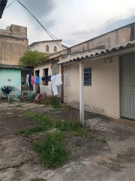 Casa à venda com 4 quartos, sendo 1 suíte, em Vila Cordeiro, São Paulo, SP