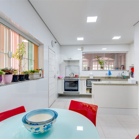 Casa à venda com 4 quartos, sendo 1 suíte, em Brooklin Paulista, São Paulo, SP