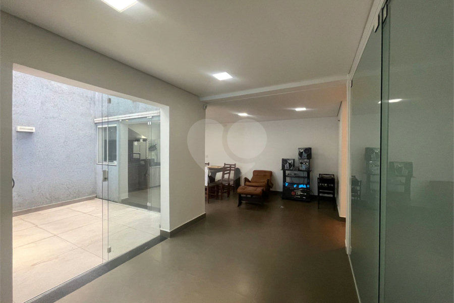 Sobrado à venda com 3 quartos, sendo 1 suíte, em Jardim São Paulo(zona Norte), São Paulo, SP
