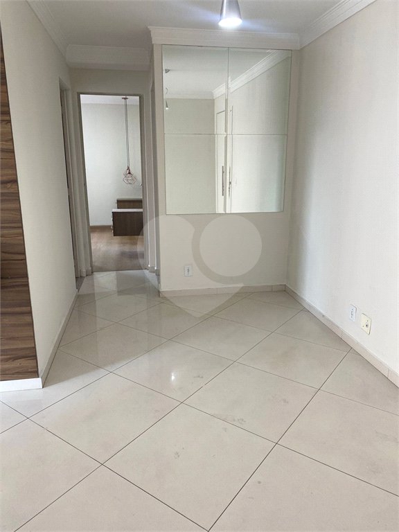 Apartamento à venda com 2 quartos, sendo 1 suíte, em Parque Maria Domitila, São Paulo, SP