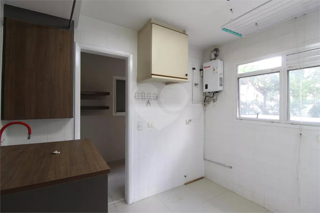 Apartamento à venda com 3 quartos, sendo 1 suíte,  em Vila Uberabinha, São Paulo, SP