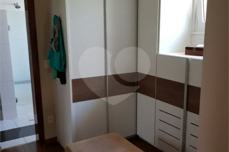 Casa à venda com 5 suítes em Chácara Malota, Jundiaí, SP