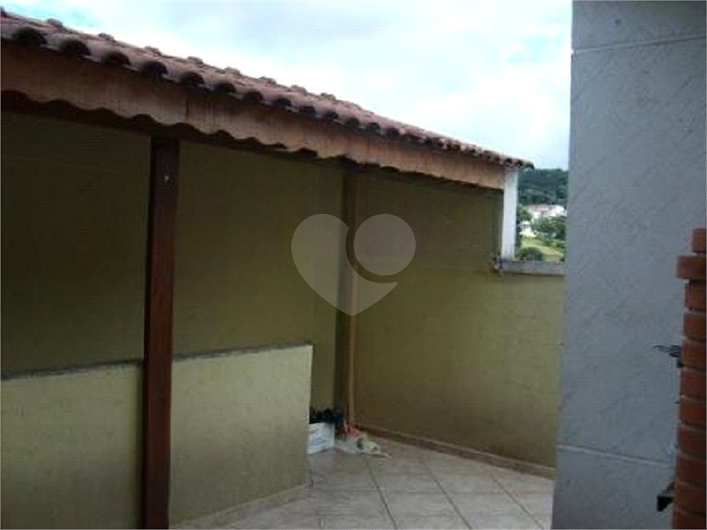 Sobrado à venda com 4 quartos, sendo 3 suítes, em Vila Irmãos Arnoni, São Paulo, SP