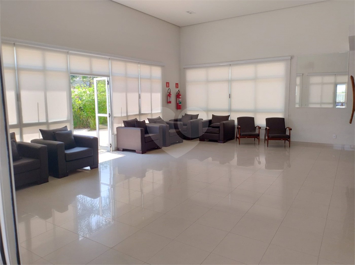 Casa à venda com 4 quartos, sendo 2 suítes,  no condomínio Aromaz, São Bernardo do Campo - SP
