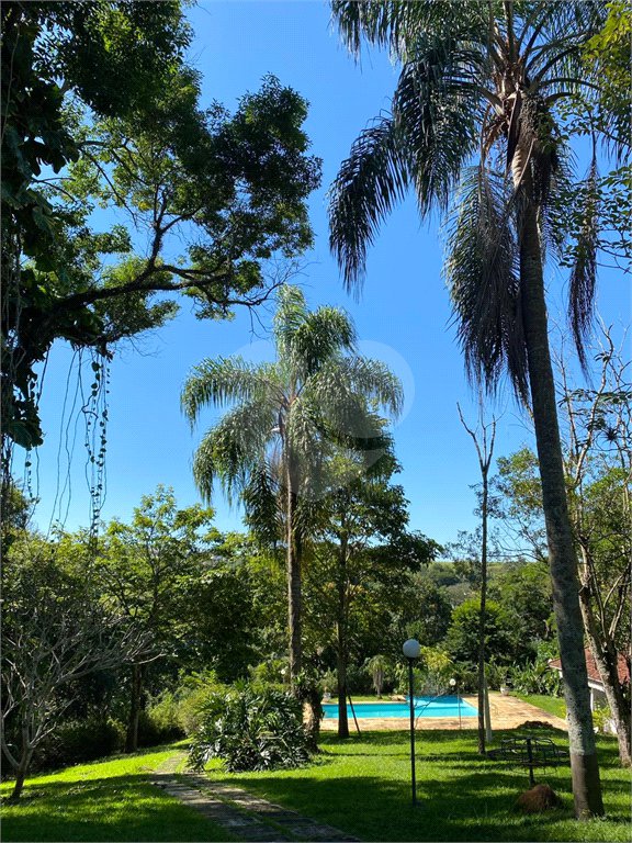 Sítio à venda com 4 quartos, sendo 3 suítes, em Aguas de Igaratá, Igaratá, SP