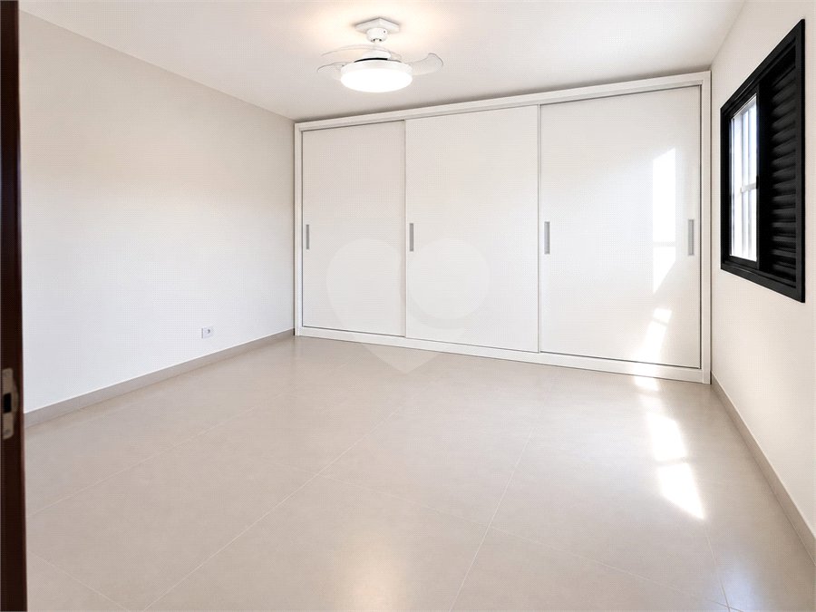 Sobrado à venda com 3 quartos, sendo 1 suíte, em Jardim Vera, Guarulhos, SP