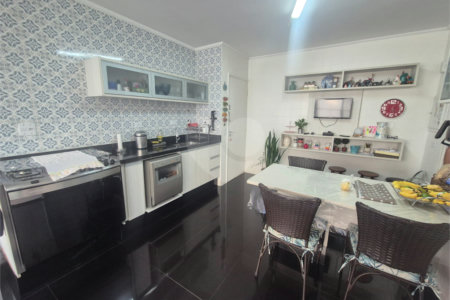 Apartamento à venda com 3 quartos, sendo 1 suíte, em Itaim Bibi, São Paulo, SP