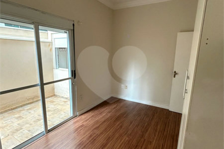 Casa à venda com 4 quartos, sendo 1 suíte, no condomínio Raizes, Paulínia - SP