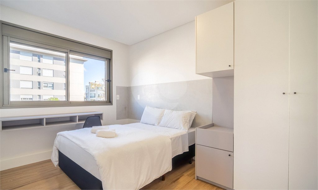 Apartamento à venda com 3 suítes em Jurerê, Florianópolis, SC