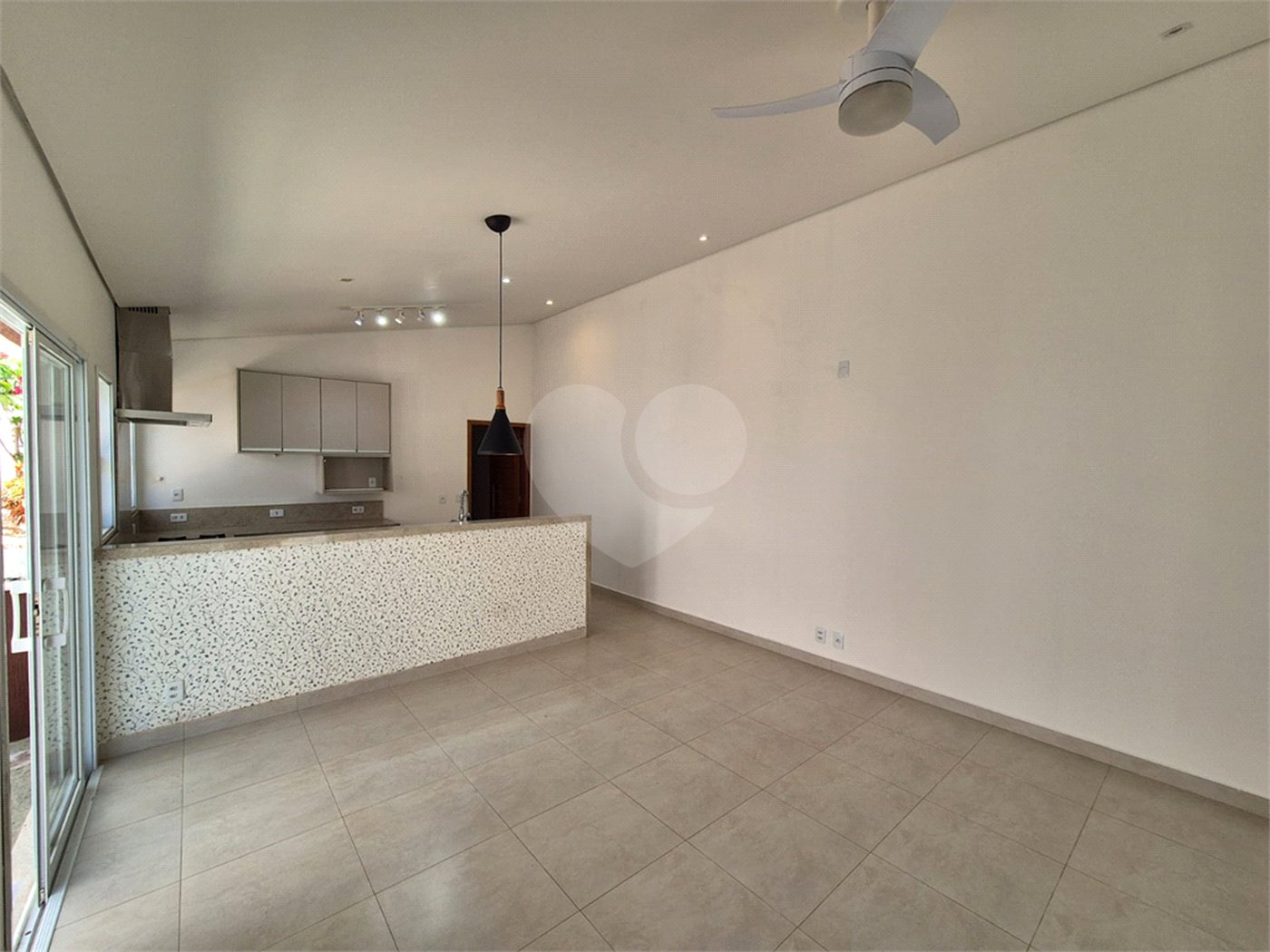 Casa Térrea à venda com 3 quartos, sendo 1 suíte, no Centro, Vinhedo, SP