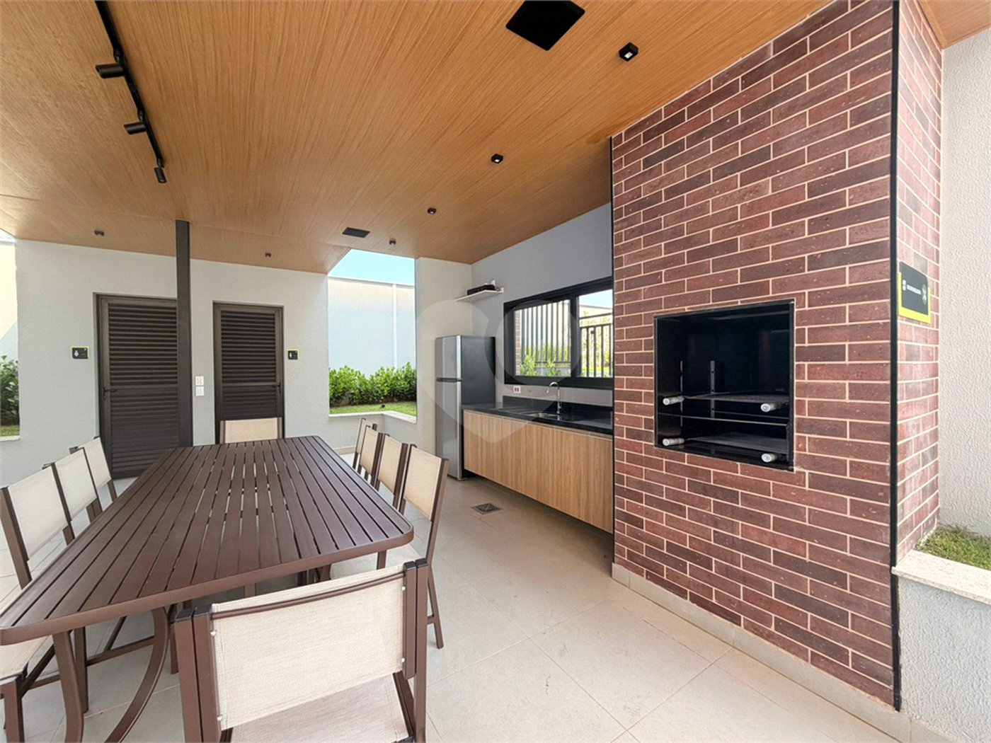 Apartamento à venda ou para alugar com 2 quartos, sendo 1 suíte, em Parque Campolim, Sorocaba, SP