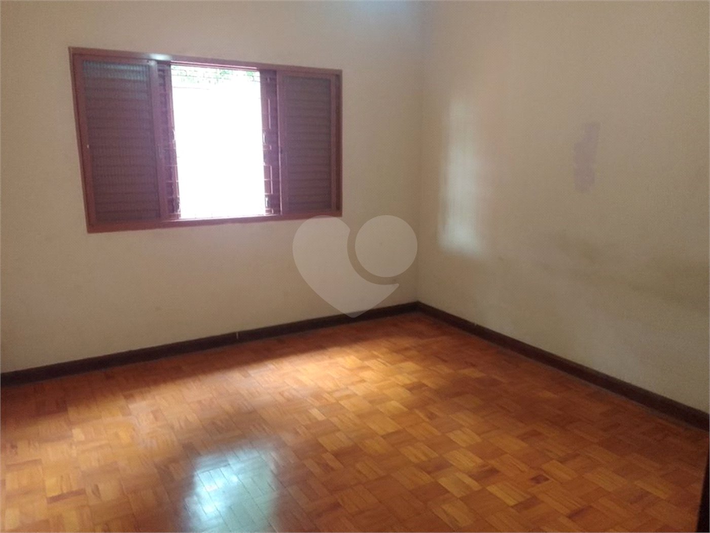 Casa à venda com 3 quartos, sendo 1 suíte, em Vila Progresso, Araraquara, SP