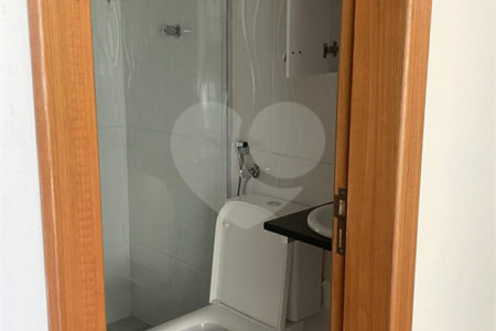 Casa à venda com 6 quartos, sendo 2 suítes, em Novo Eldorado, Contagem, MG