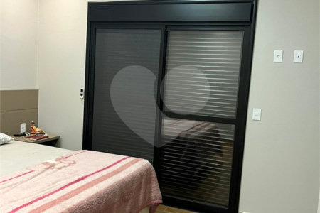 Casa à venda com 3 quartos, sendo 1 suíte, no condomínio Residencial Evidências, Indaiatuba - SP