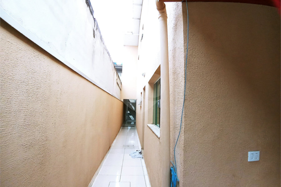 Sobrado à venda com 3 quartos no Brasilândia, São Paulo, SP