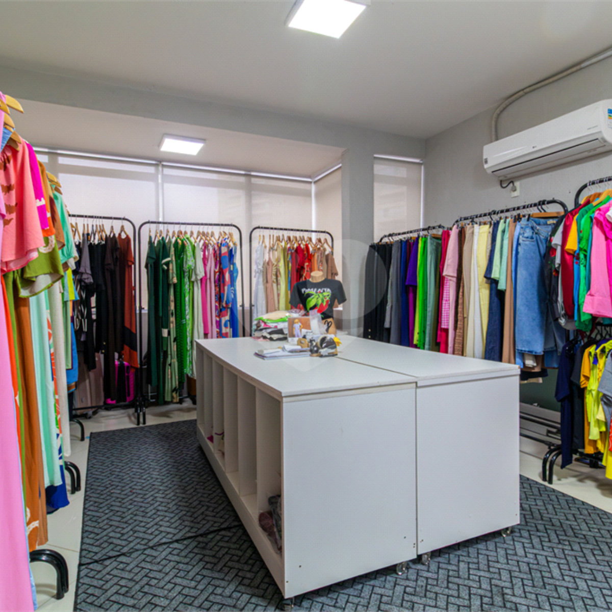 Sala à venda em Jardim Marajoara, São Paulo, SP