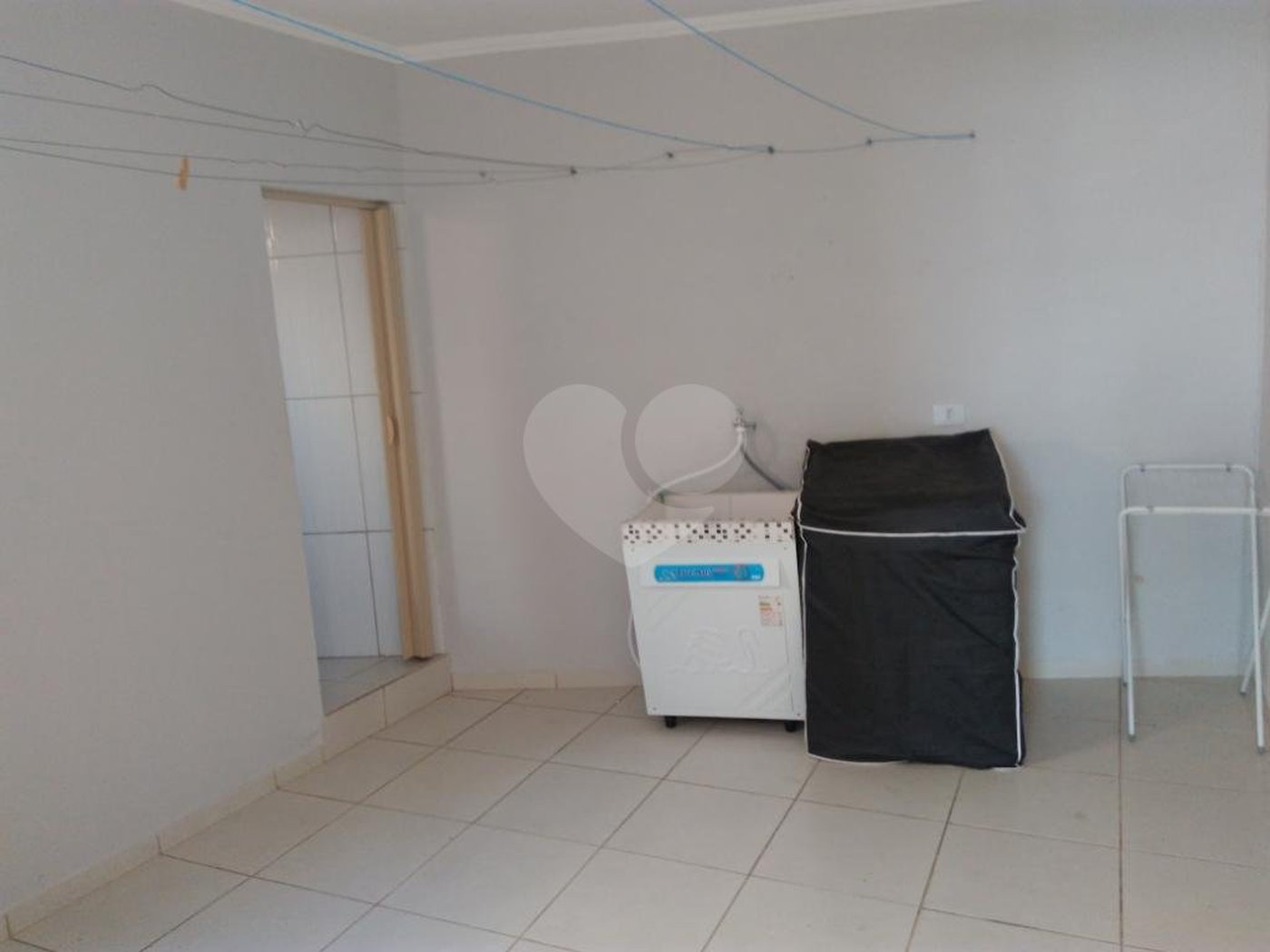 Sobrado à venda com 3 suítes em Jaraguá, São Paulo, SP