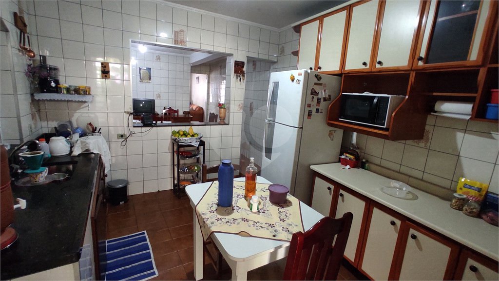 Sobrado à venda com 3 quartos, sendo 1 suíte, em Tremembé, São Paulo, SP