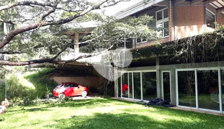 Casa à venda com 4 quartos, sendo 2 suítes,  no condomínio Campos de Mairiporã Gleba 1, Mairiporã - SP