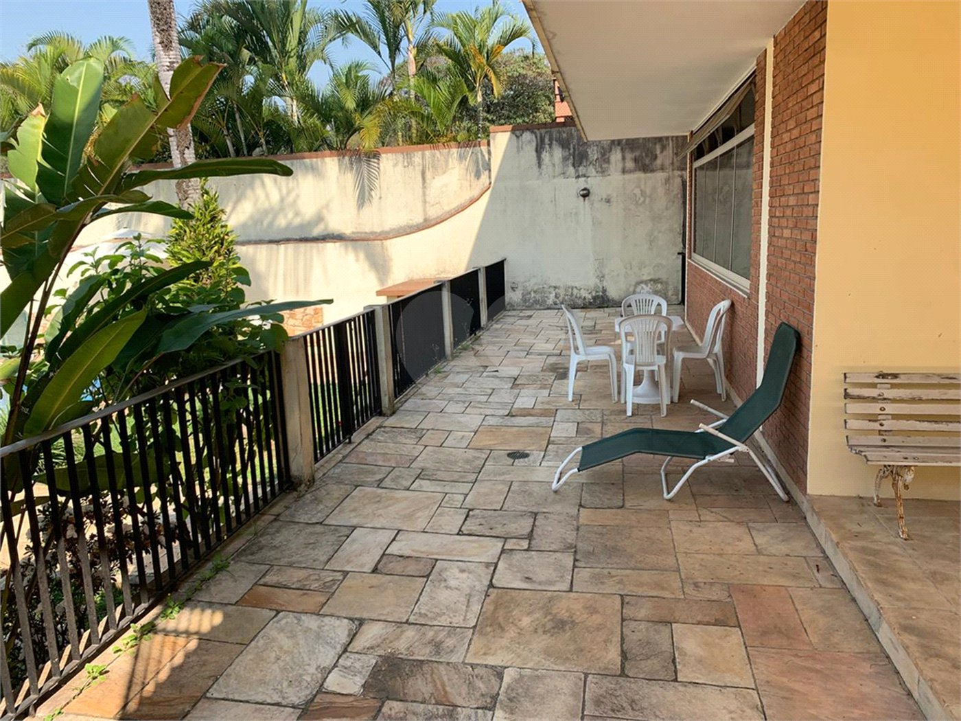 Casa à venda com 4 quartos, sendo 2 suítes, em Vila São Francisco, São Paulo, SP