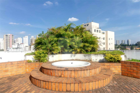 Cobertura à venda com 3 quartos, sendo 1 suíte, em Real Parque, São Paulo, SP