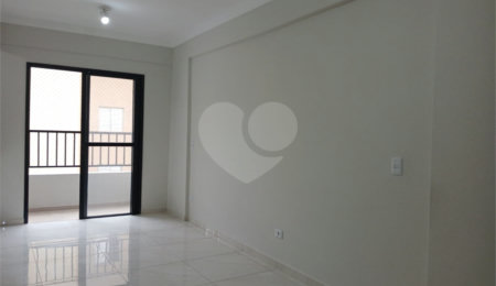 Apartamento para alugar com 2 quartos, sendo 1 suíte,  em Jardim Carambeí, São Roque, SP