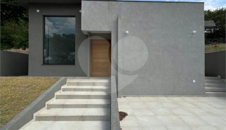 Casa à venda com 3 suítes no condomínio Spazio Design, Bragança Paulista - SP