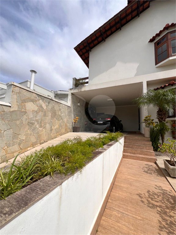 Casa à venda com 5 quartos, sendo 3 suítes,  no condomínio Real Park -  Vila Oliveira, Mogi das Cruzes - SP