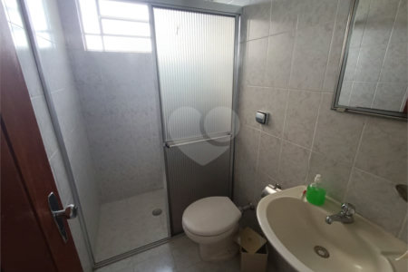 Casa à venda com 3 quartos em Vila Santa Rosália, São Roque, SP