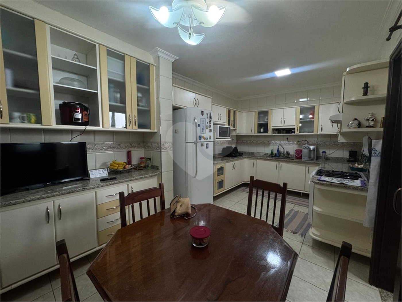 Apartamento à venda com 3 quartos, sendo 1 suíte, no Centro, Ribeirão Preto, SP