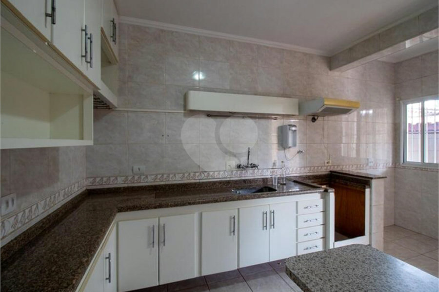 Casa à venda com 3 quartos, sendo 1 suíte, em Butantã, São Paulo, SP