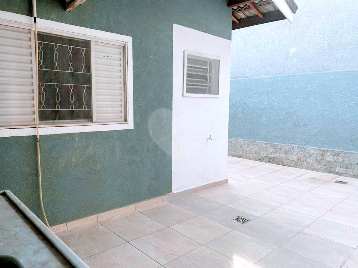 Casa Térrea à venda com 2 quartos, sendo 1 suíte,  em Nova Cerejeira, Atibaia, SP