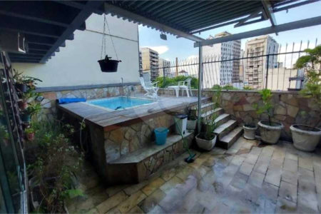 Cobertura à venda com 4 quartos, sendo 1 suíte,  em Tijuca, Rio de Janeiro, RJ
