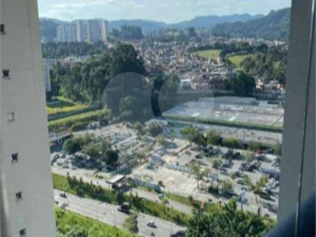 Apartamento à venda com 2 quartos, sendo 1 suíte,  em Jardim Flor da Montanha, Guarulhos, SP