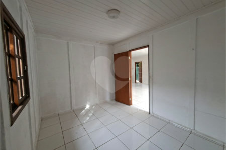 Casa à venda com 2 quartos no Centro, Alambari, SP