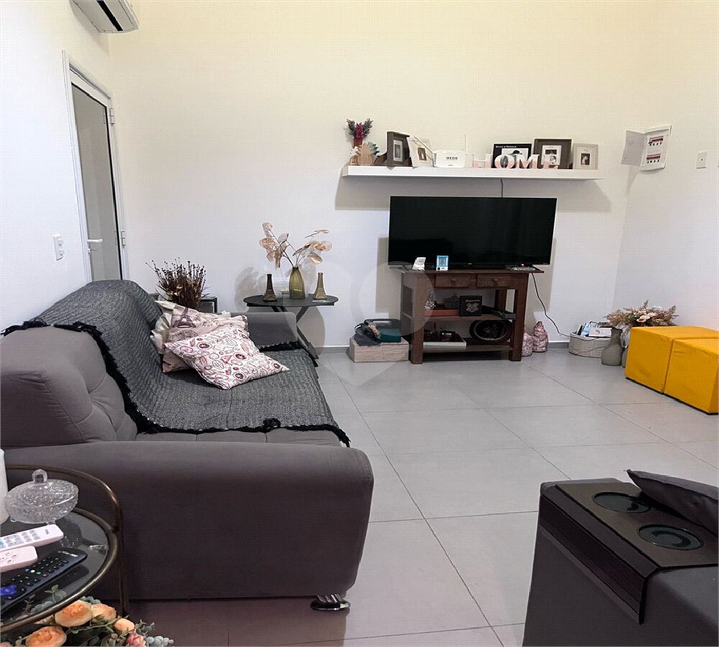 Casa à venda com 3 quartos, sendo 1 suíte, no condomínio Jardim Toscana, Indaiatuba - SP