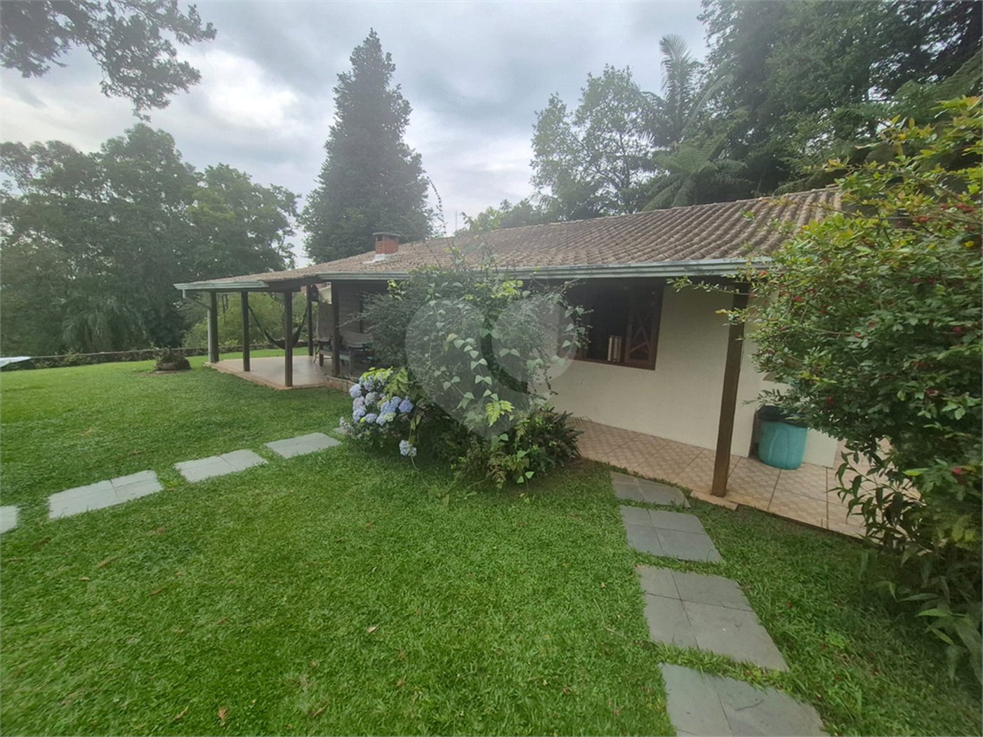 Casa à venda com 2 quartos, sendo 1 suíte, no condomínio Sausalito, Mairiporã - SP
